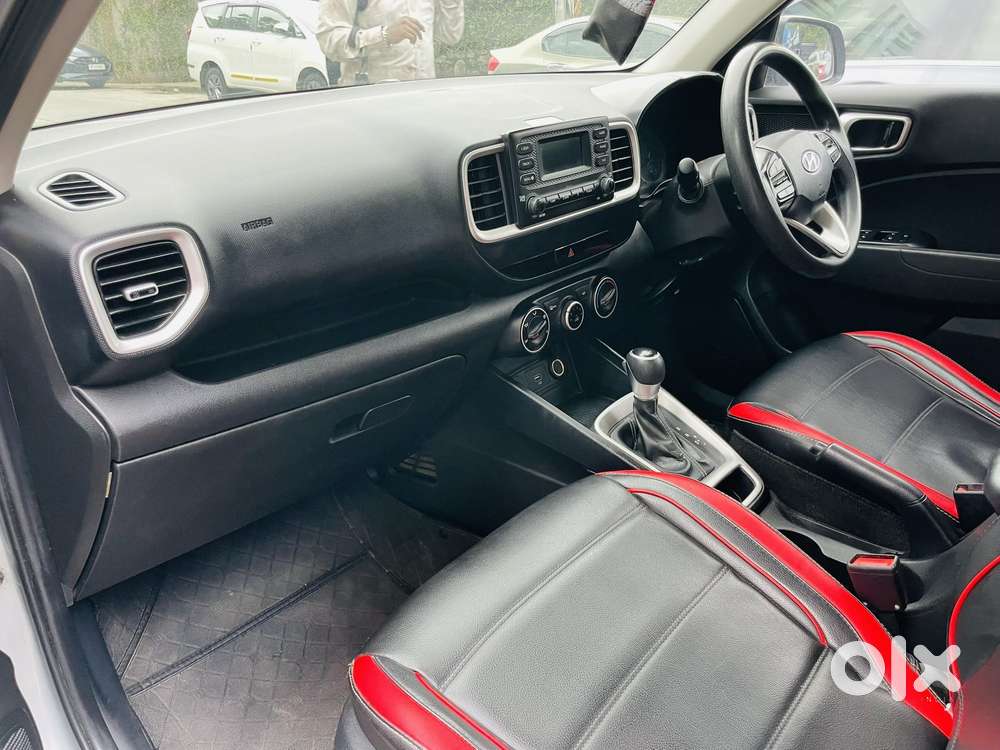 Hyundai Venue S Turbo Dct, 2019, Petrol