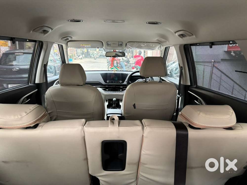Kia Carens Petrol 2023