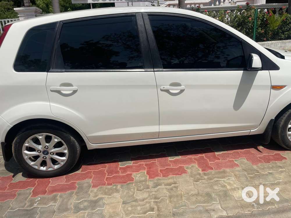 Ford Figo 1.5d Titanium Plus Mt, 2013, Diesel