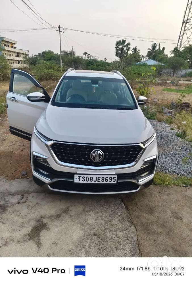 Supre Condition Car Sworoom Trak
