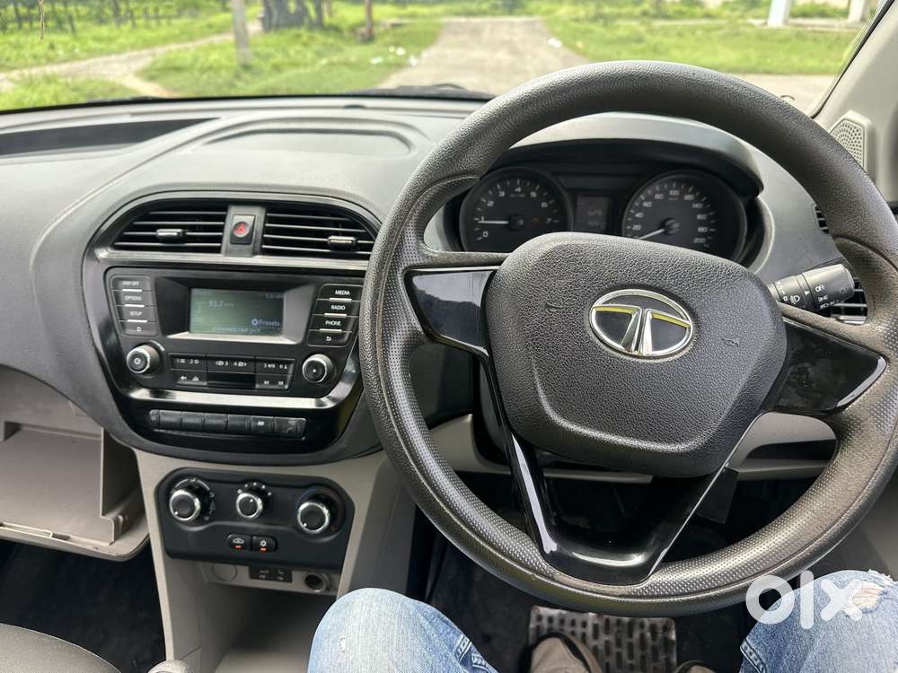 Tata Tiago 1.2 Revotron Xt, 2018, Petrol