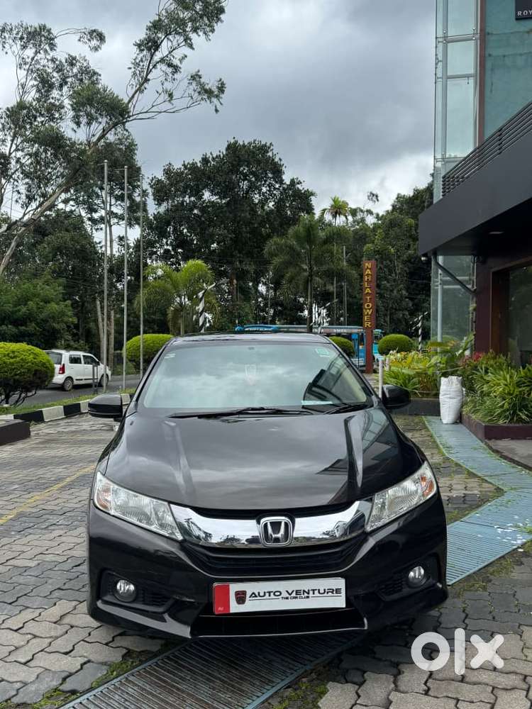 Honda City V Mt, 2015, Petrol