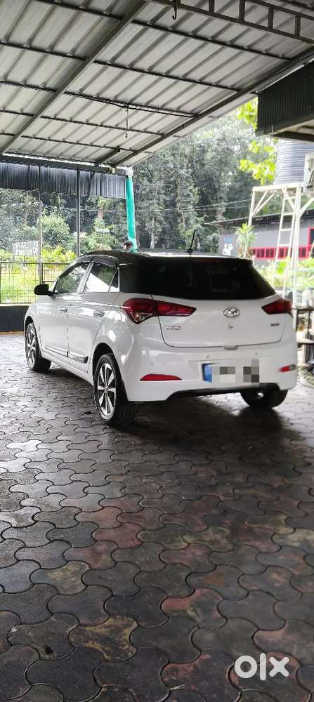 2017 Hyundai I20 1.2 Asta New 4 Tyre Compny Servees