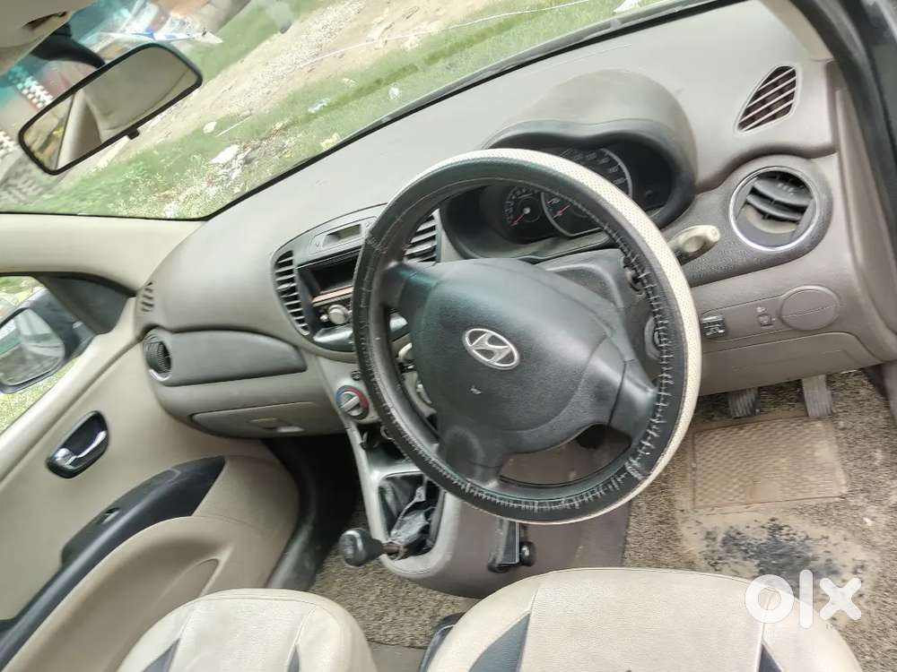 Hyundai I10 Sportz 2012 Car