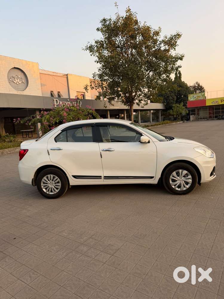 Maruti Suzuki Swift Dzire Vxi(o) Mt, 2023, Petrol