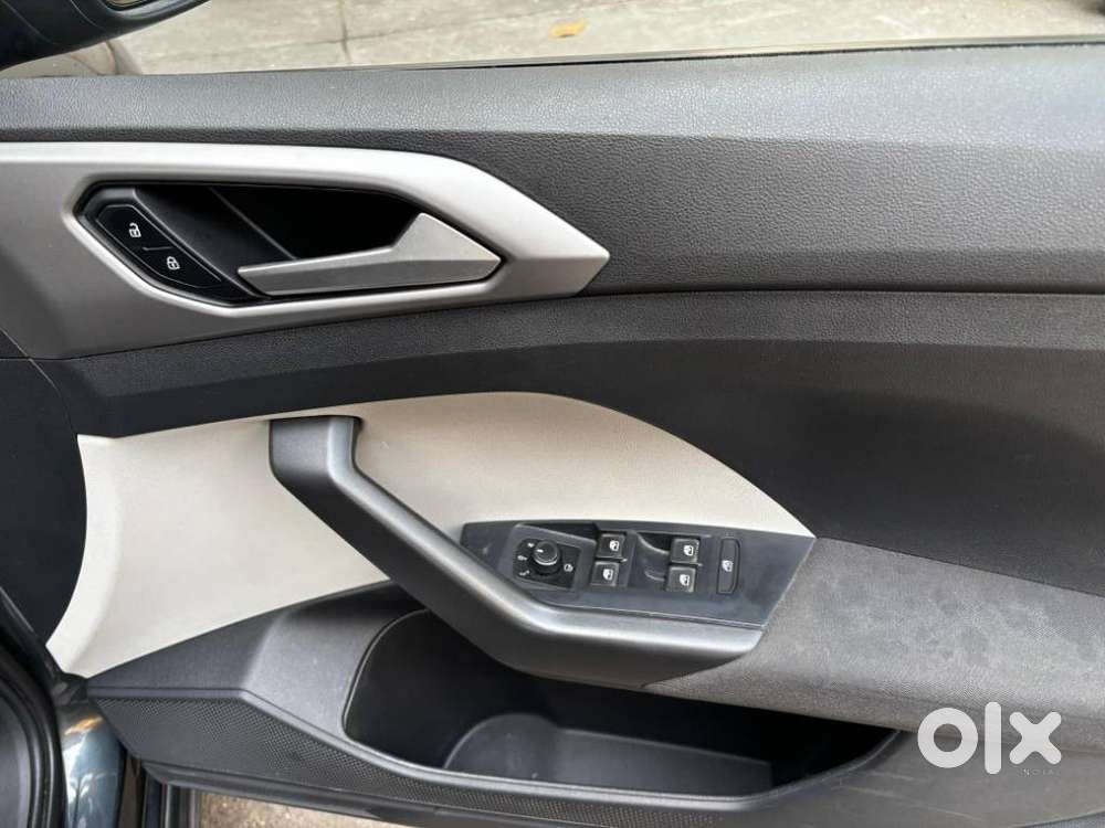 Volkswagen Taigun 1.0 Tsi Highline At, 2022, Petrol