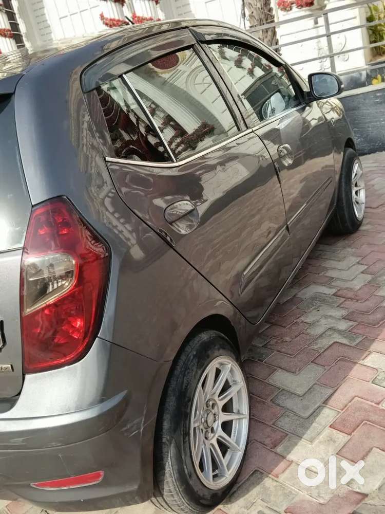 Hyundai I10 2012 Petrol Cng85000 Km Driven