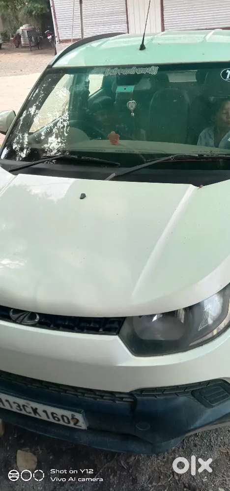 Mahindra Kuv 100 2017