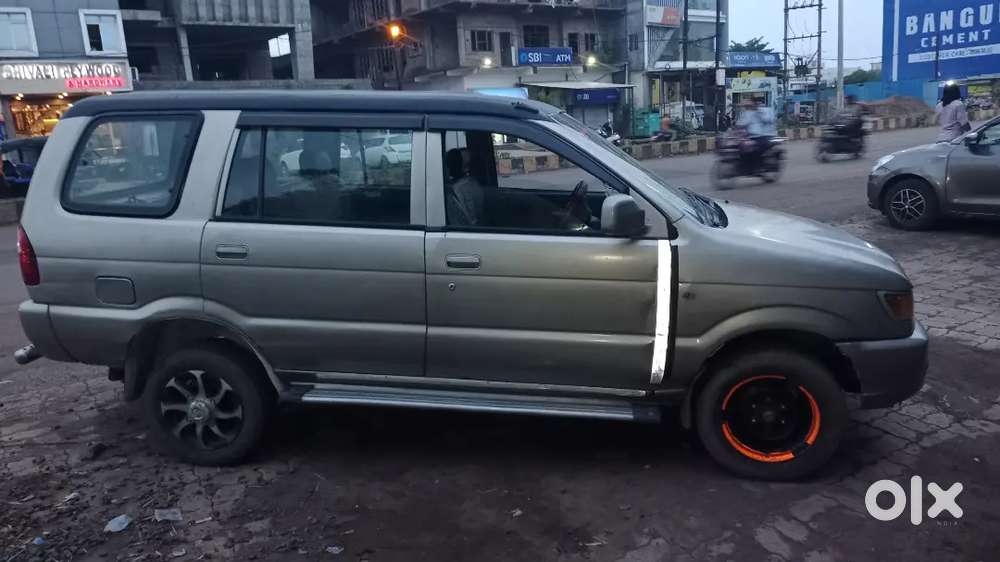 Chevrolet Tavera Neo 2014