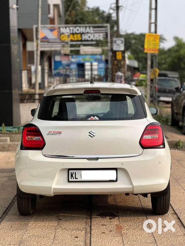 Maruti Suzuki Swift Amt Vxi, 2020, Petrol