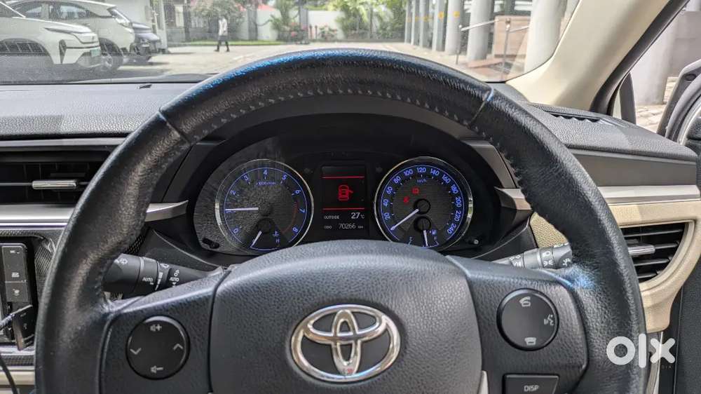 Toyota Corolla Altis 2014 Petrol Well Maintained