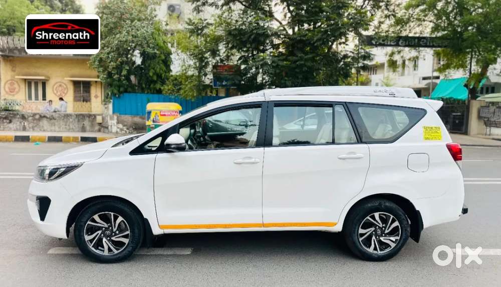 Toyota Innova Crysta [ ] 2.4 Gx At 7 Str, 2021, Diesel