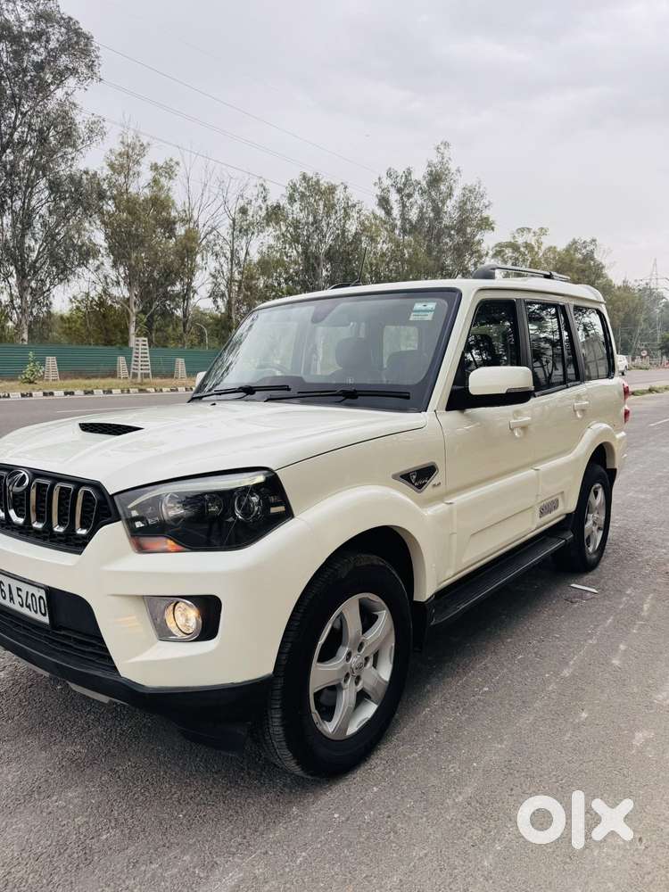 Mahindra Scorpio Classic 2.2 S 11 Mt 7 Str, 2021, Diesel