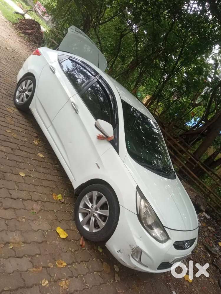 Hyundai Verna Vtvt Diesel 2012