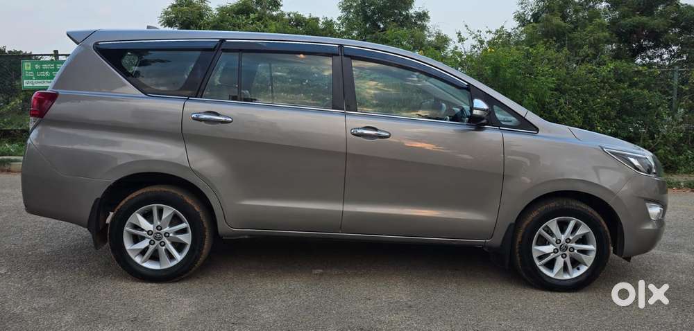 Toyota Innova Crysta Zx 2.4 Diesel 7 Seater, 2017, Diesel