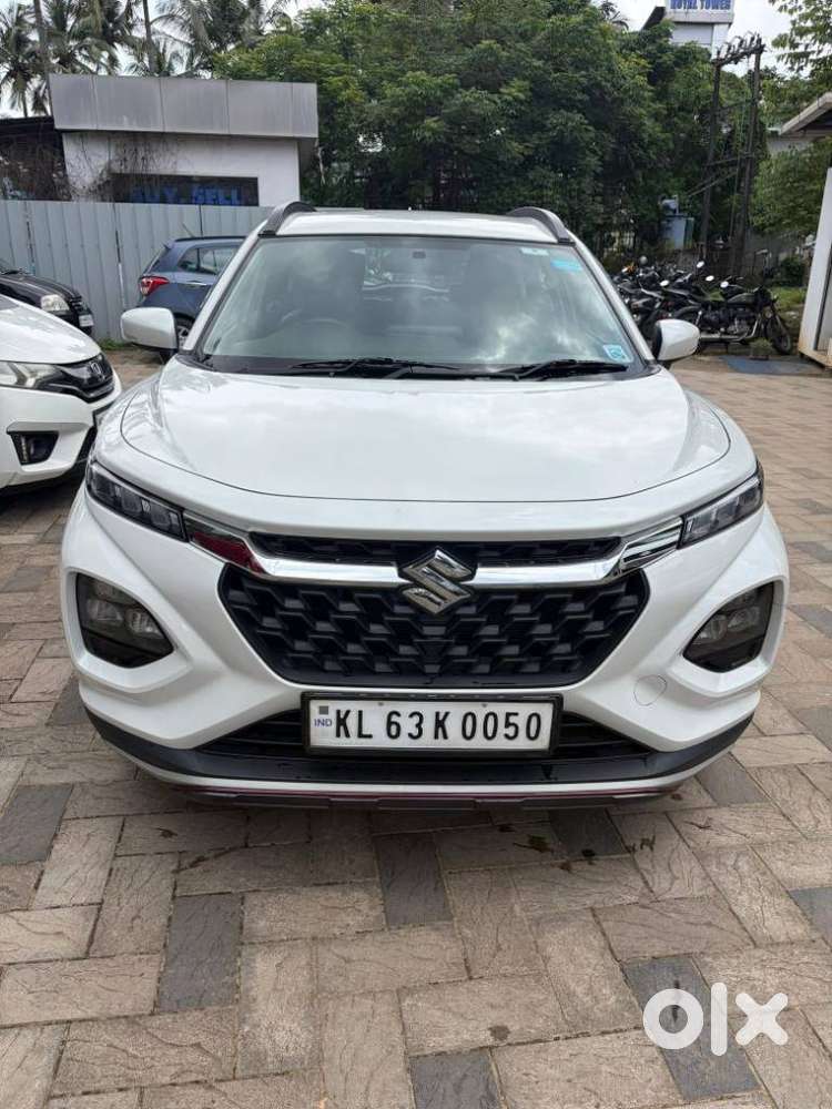 Maruti Suzuki Fronx Delta Plus 1.2l Mt, 2024, Petrol