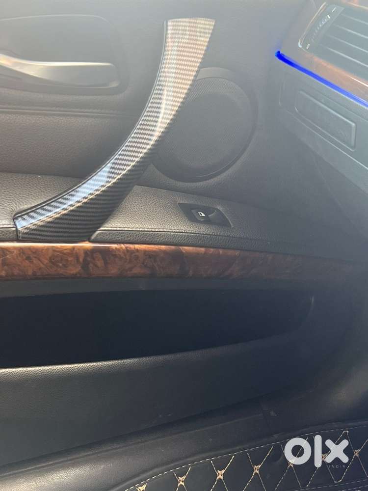 Beautiful Bmw 325i 6cylinder Petrol Automatic