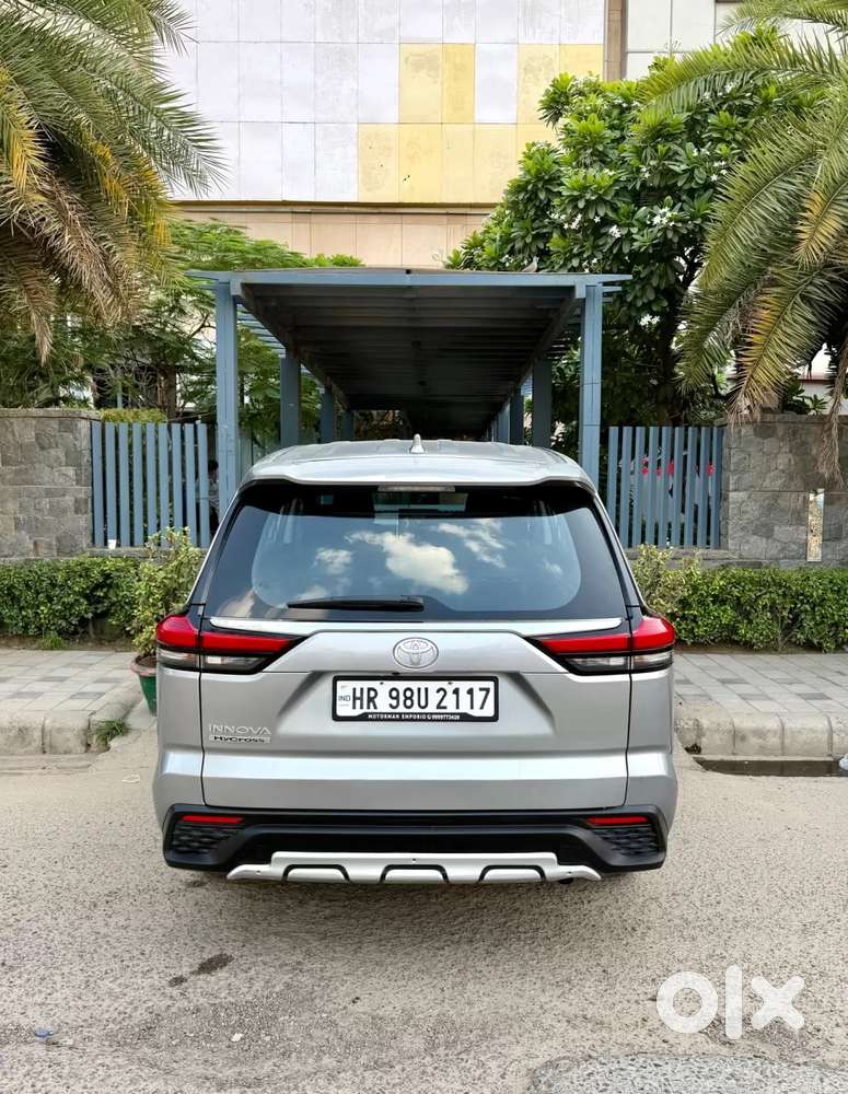 Toyota Innova Hycross 2.0 Gx 7 Str, 2025, Petrol