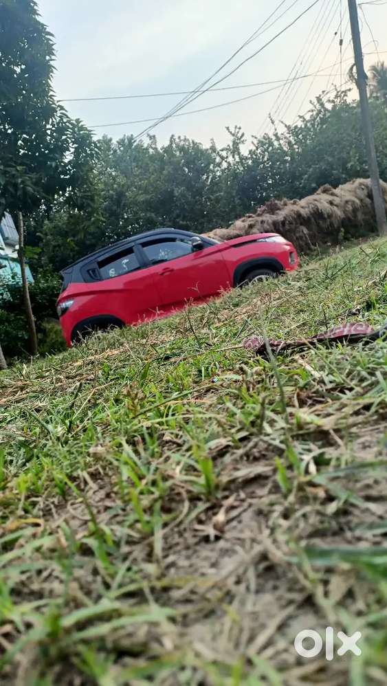 Mahindra Kuv 100 2020 Petrol 25000 Km Driven