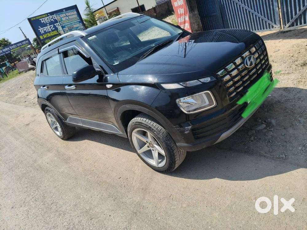 Hyundai Venue 1.2 S (o), 2023, Petrol