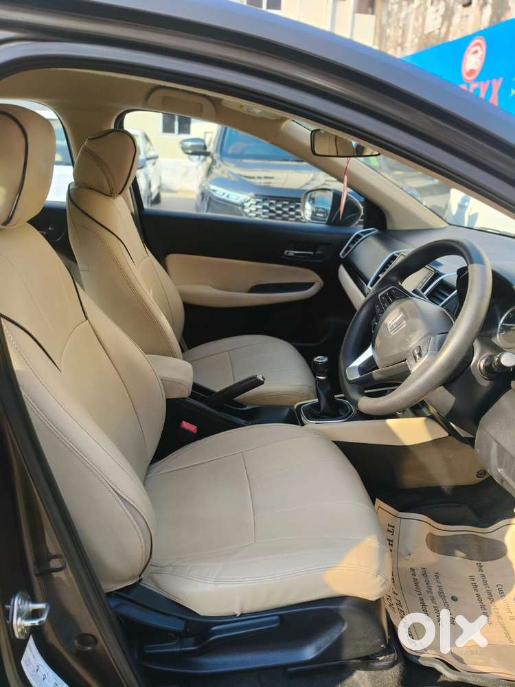 Honda City 1.5 V 5th Gen I-vtec Mt, 2021