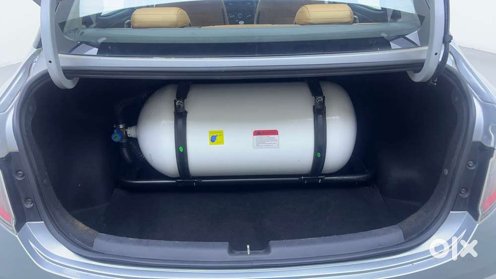 Hyundai Aura 1.2 Sx Cng, 2024, Cng & Hybrids