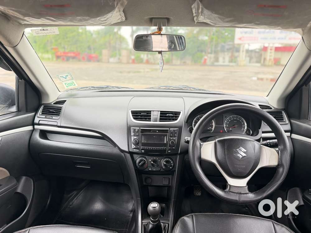Maruti Suzuki Swift Vxi Optional, 2017, Petrol