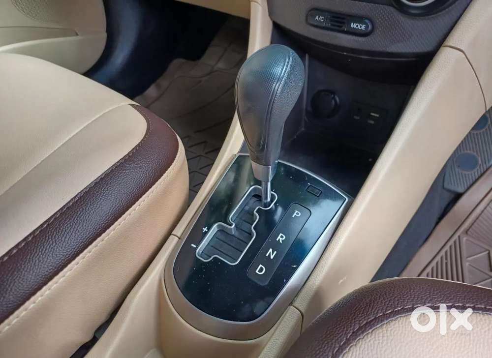 Hyundai Verna [2015-2018] Fluidic 4s 1.6 Vtvt Sx At, 2016, Petrol