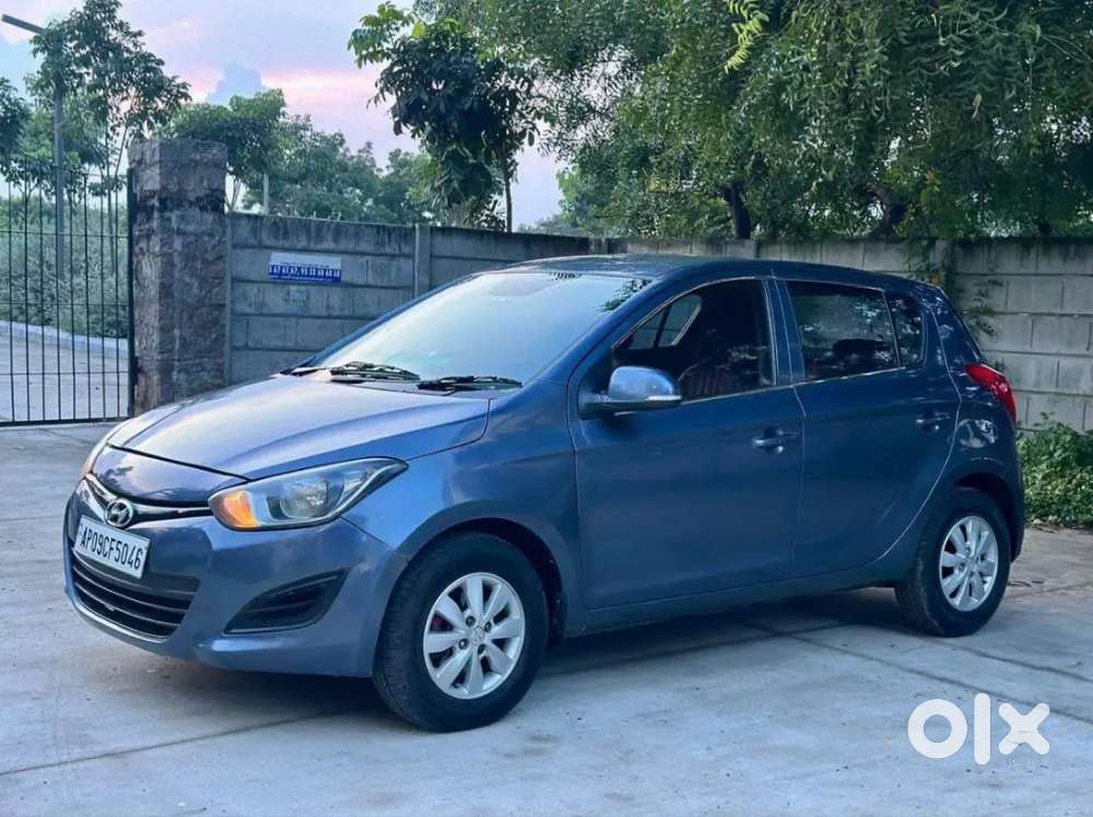 Hyundai I20 Sportz 2012