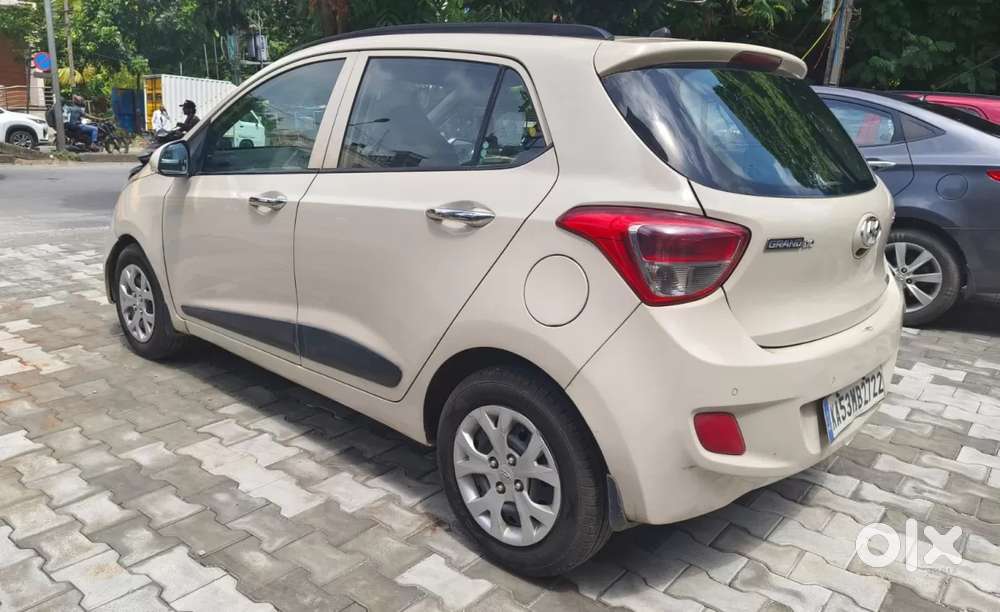 Hyundai Grand I10 [ ] 1.2 Kappa Vtvt Sportz At, 2014, Petrol