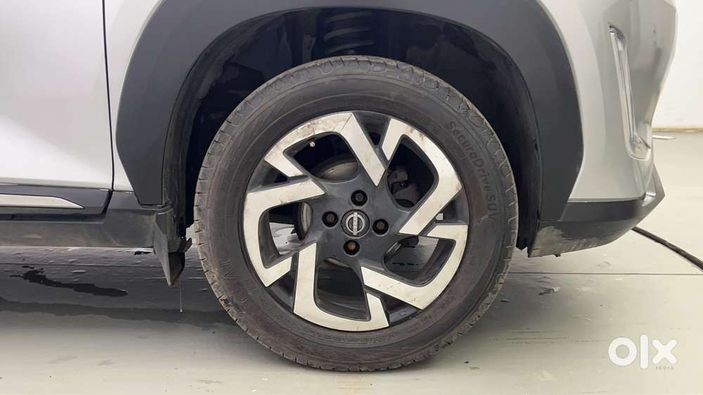 Nissan Magnite Xv Turbo, 2021, Petrol