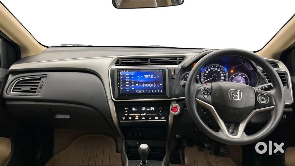 Honda City I-vtec V, 2018, Petrol