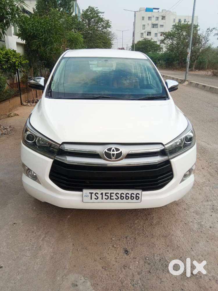 Toyota Innova Crysta 2.8z Automatic, 2017, Diesel