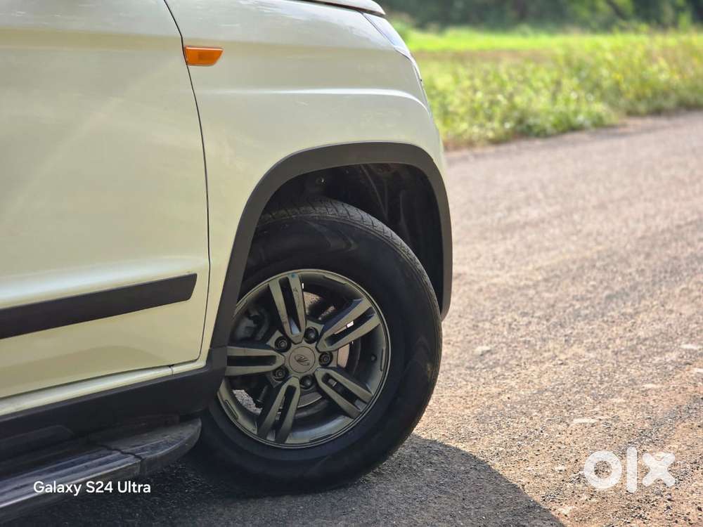 Mahindra Tuv 300 T10 Opt, 2020, Diesel