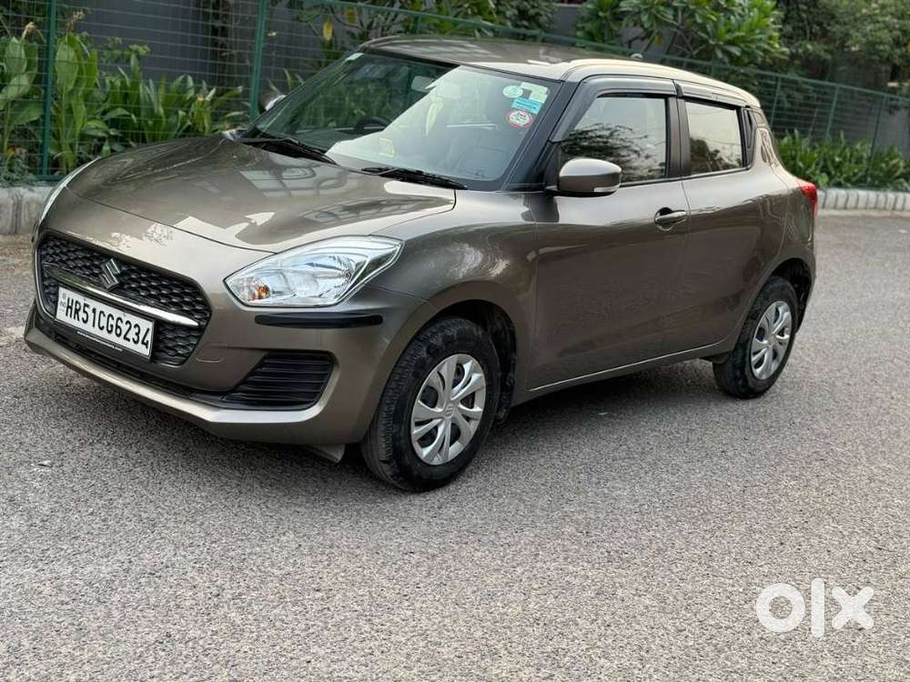 Maruti Suzuki Swift Vxi + Manual, 2022, Petrol