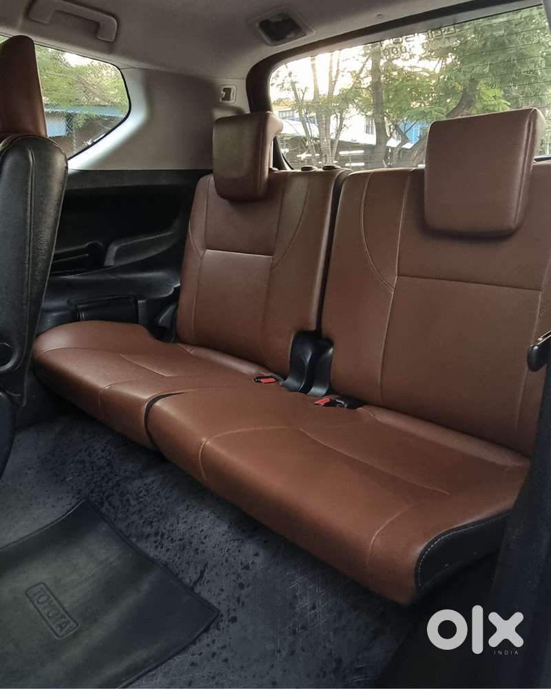 Toyota Innova Crysta