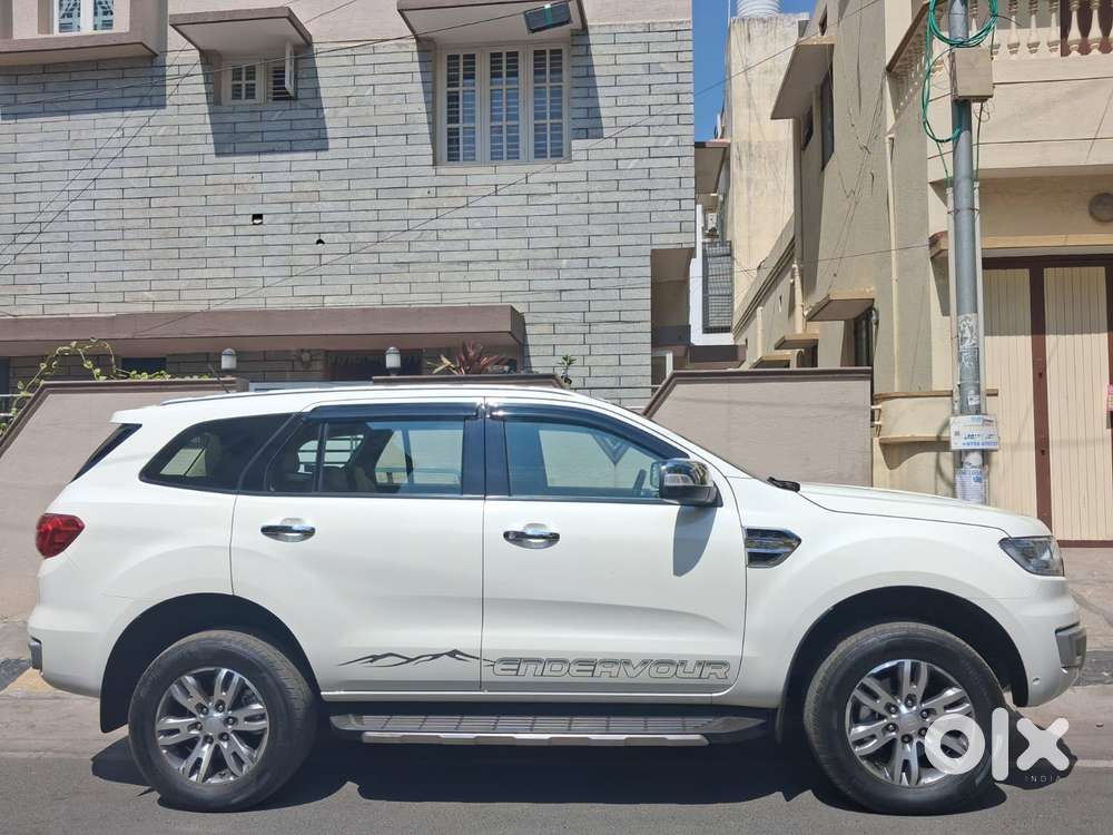 Ford Endeavour 3.2 Titanium Plus 4x4 At, 2017, Diesel