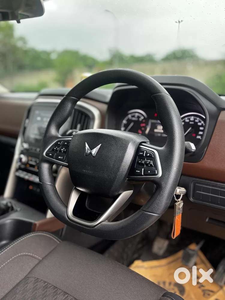 Mahindra Scorpio N Z4 Petrol Mt 7 Str, 2024, Petrol