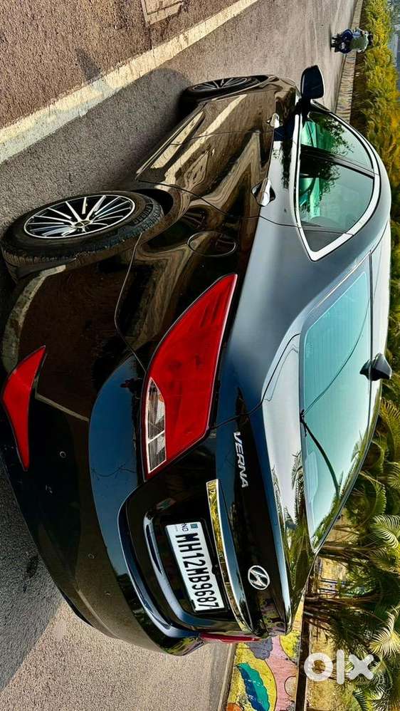 Hyundai Fluidic Verna 2015