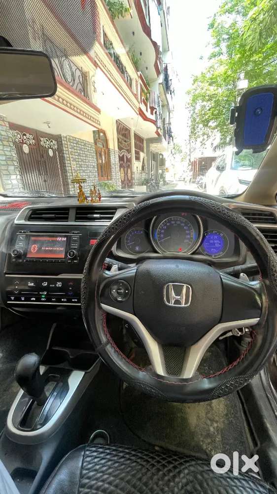 Cng On Paper
Scraches On Doors , Well Maintained From Engine.