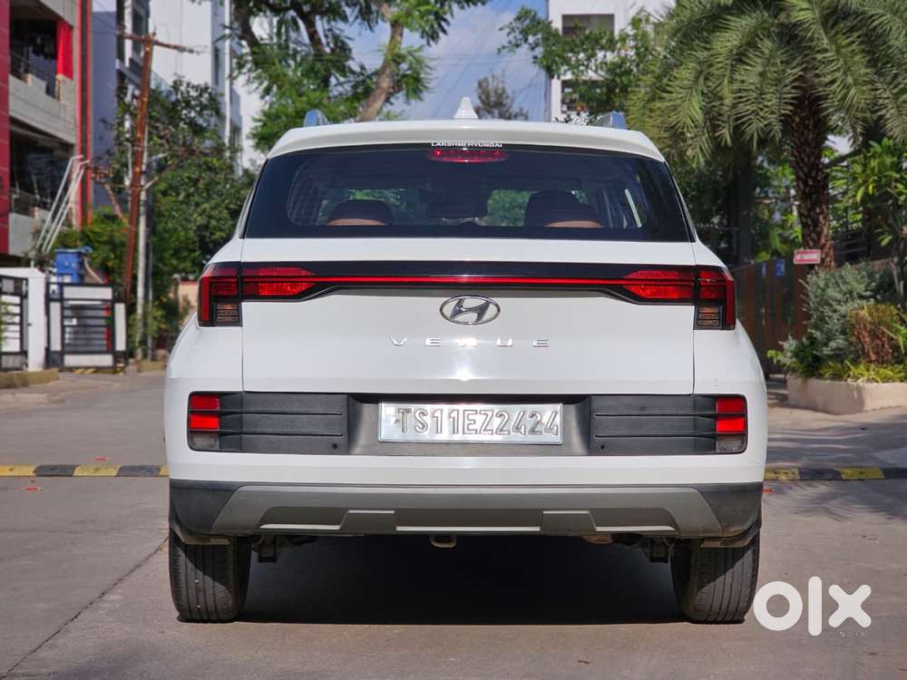 Hyundai Venue S 1.2 Petrol, 2023, Petrol