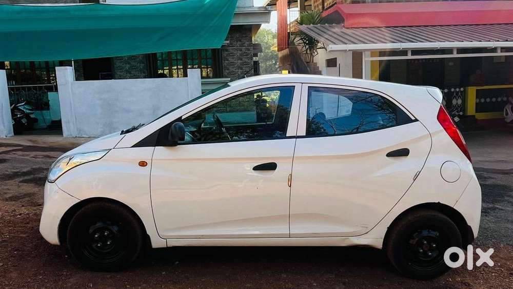 Hyundai Eon 2013 Petrol 98000 Km Driven