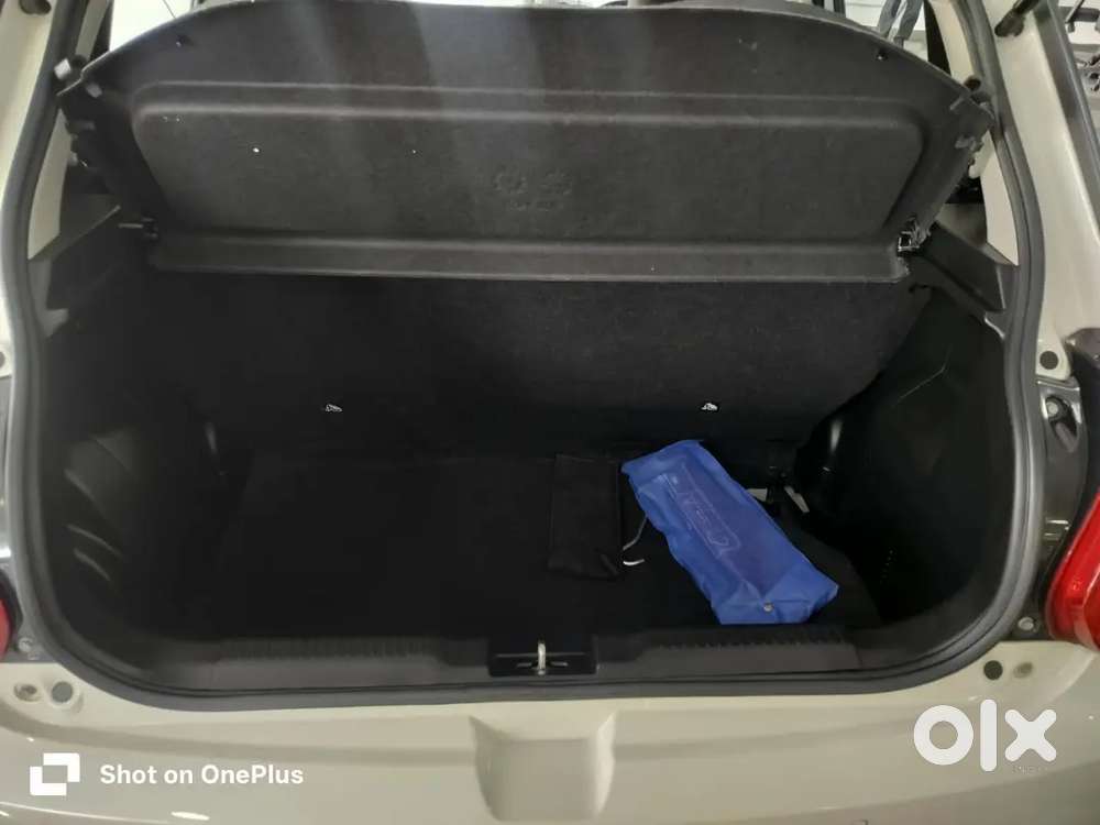 Maruti Suzuki Swift Vxi 2023 Petrol 13000 Km Driven