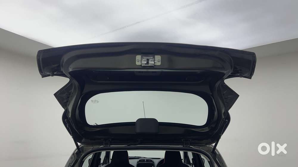 Renault Kwid 2019-ongoing 1.0 Rxt Amt (o), 2022, Petrol