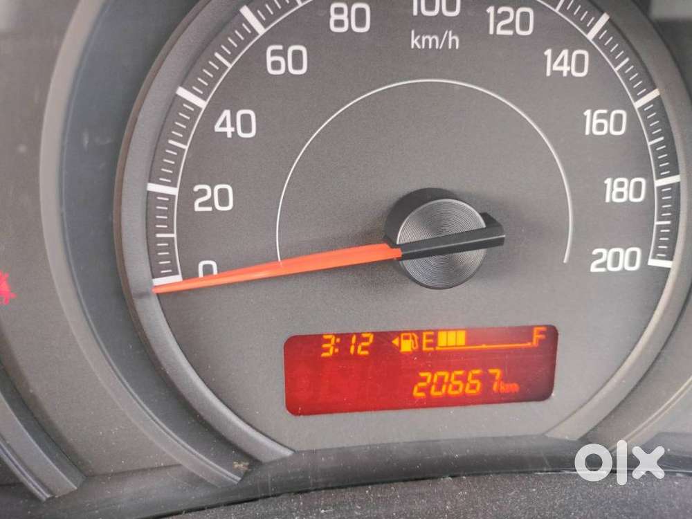 Maruti Suzuki Swift Lxi Option, 2021, Petrol