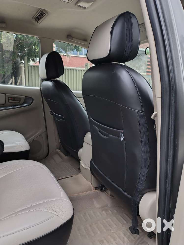 Toyota Innova 2.5 G (diesel) 7 Seater, 2015, Diesel