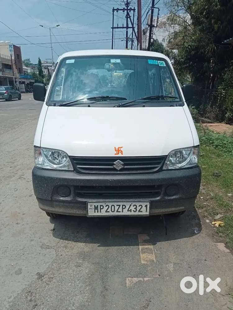 गाड़ी किराए पर देना है