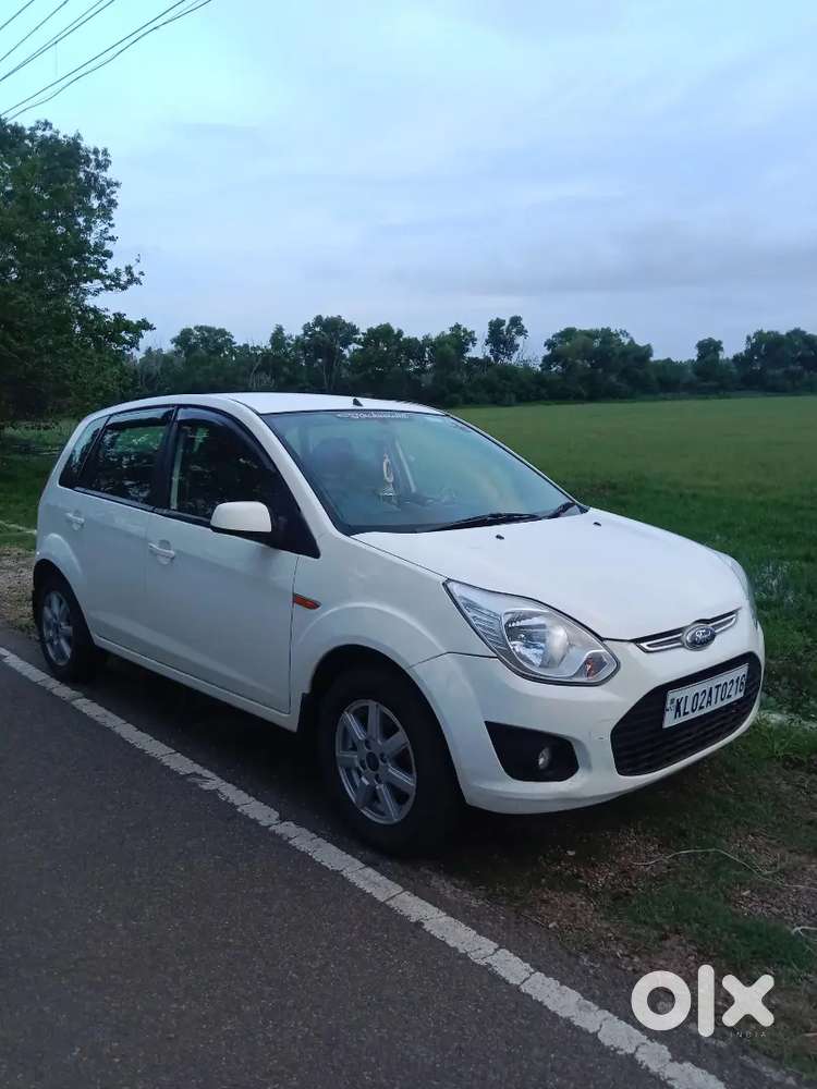 High Quality Vehicle. No Replacement. Low Kilometre.