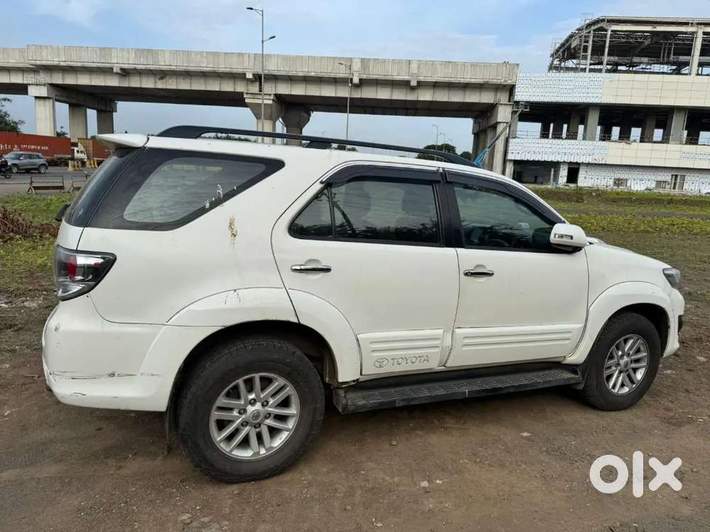 Toyota Fortuner 2012 Manual
