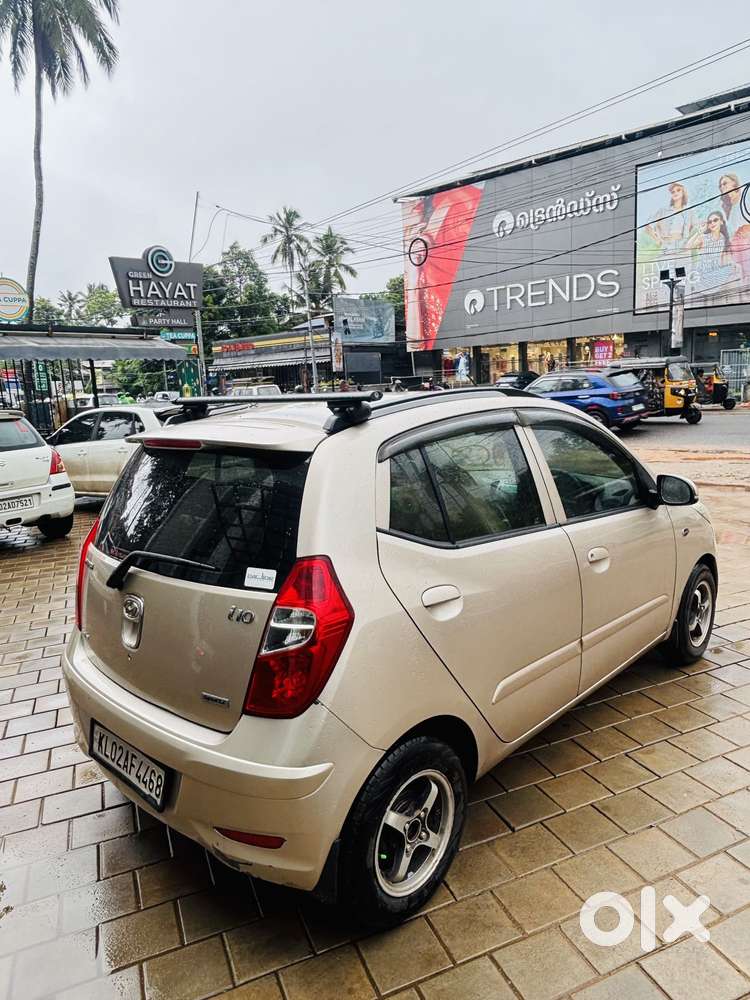 Hyundai I10 Sportz At, 2010, Petrol